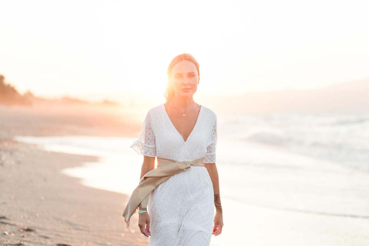 portrait next to the waves