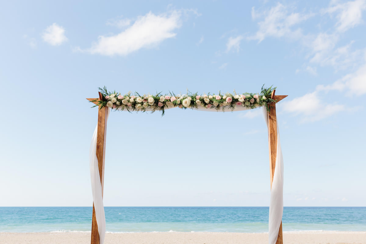 beach wedding arch in Rethymnon