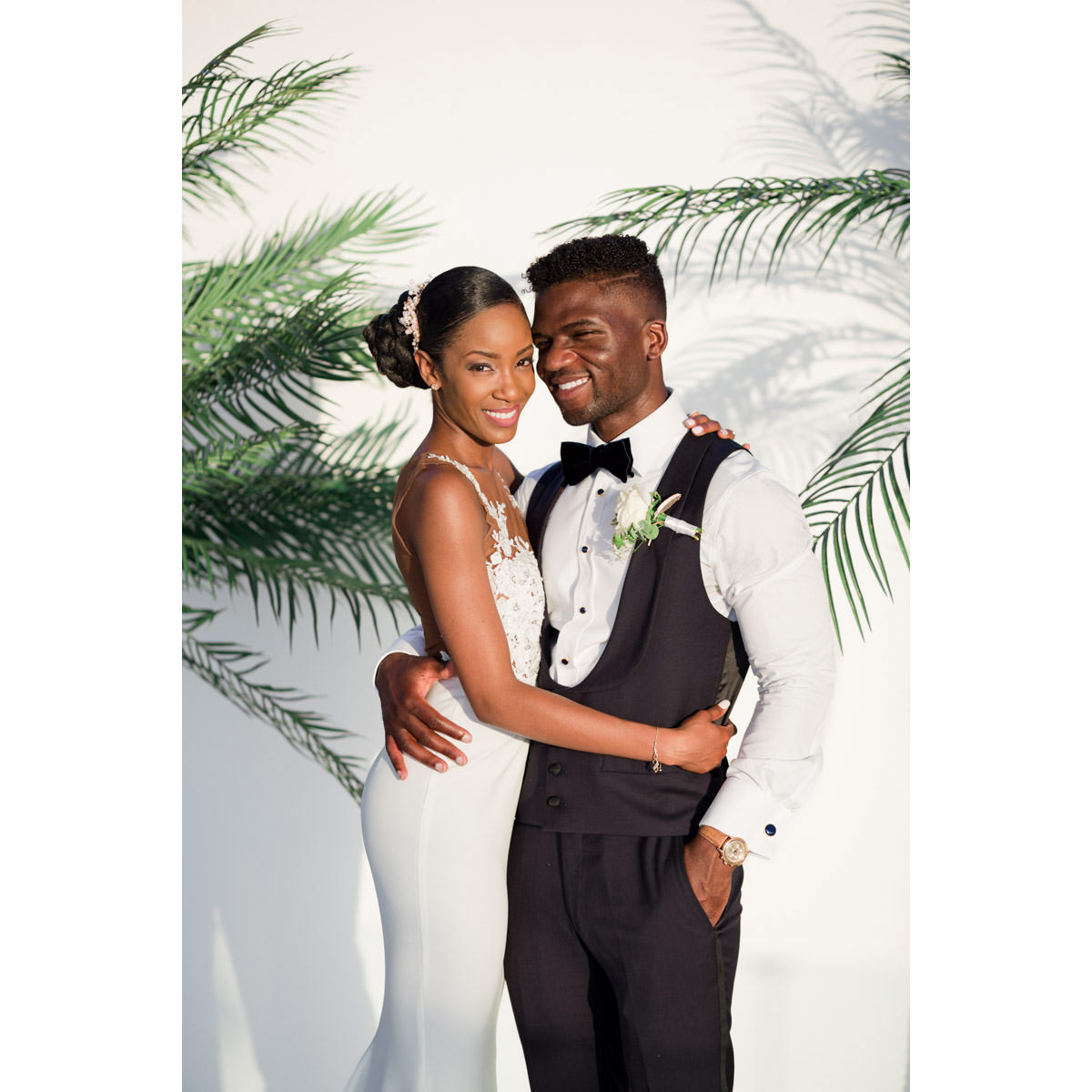 wedding portraits in a hotel in Crete