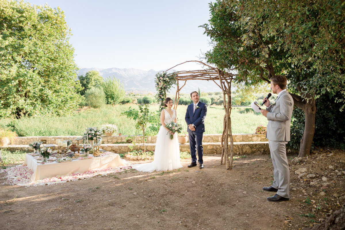 wedding ceremony in Roxani Estate