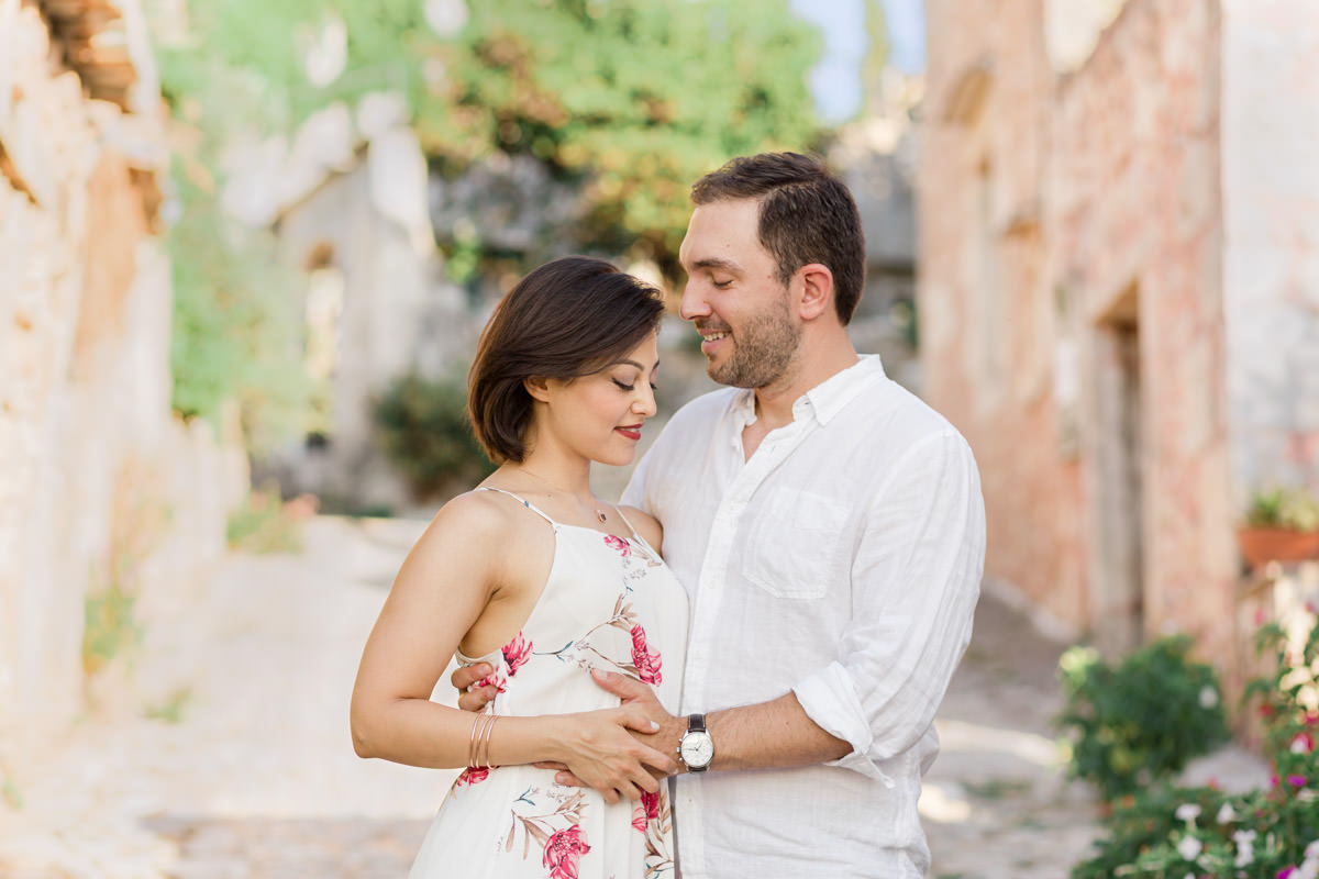 intimate moments in a photo session in Vamos village