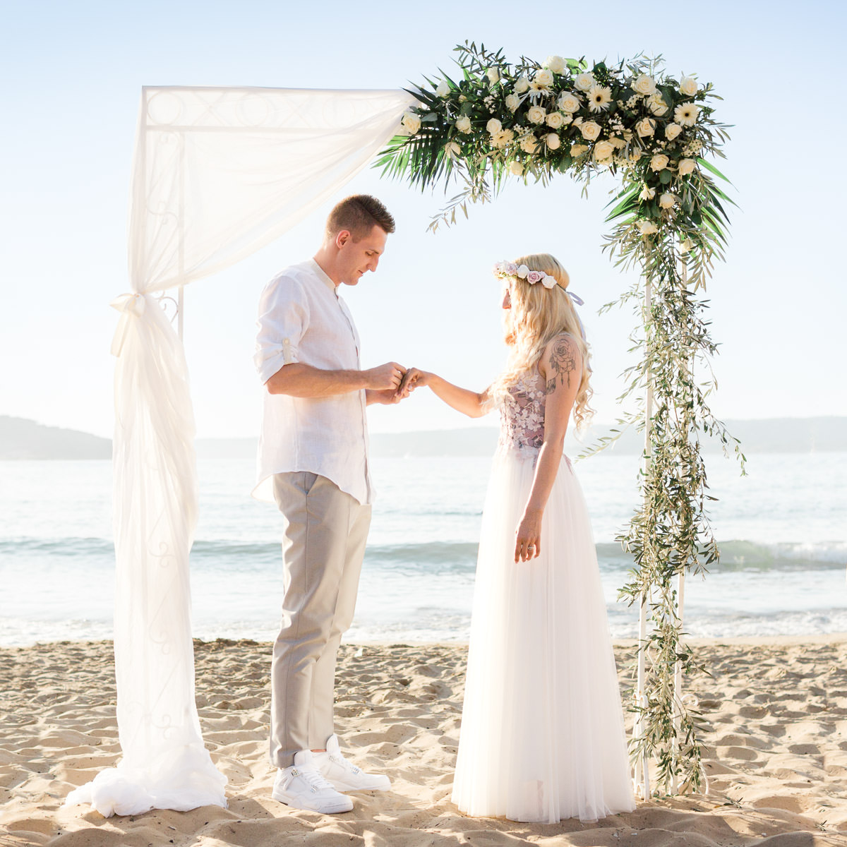 wedding in Crete during sunset time