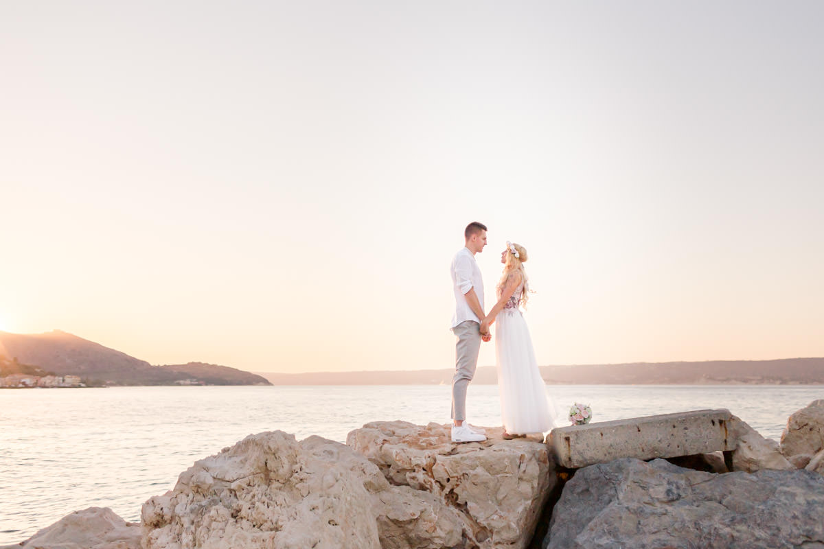 looking each other during sunset