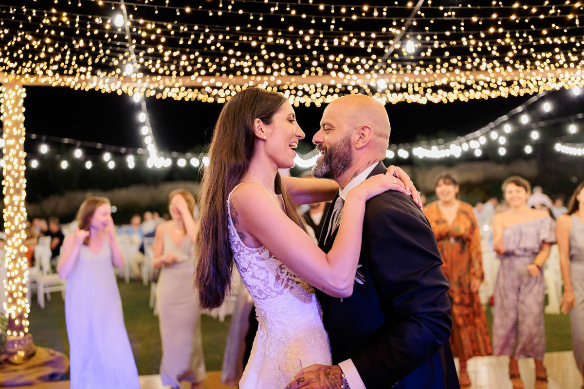 newly-weds dancing