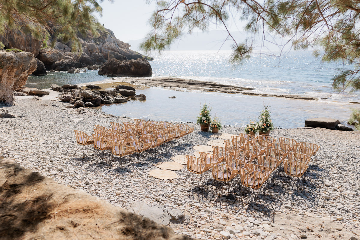 Wedding in Seaesta Restaurant in Ravdoucha beach