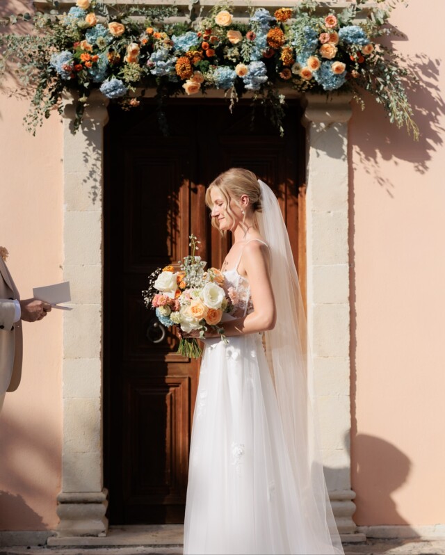 Sun. Bloom. Love.

Planning: @nmevents_planner 
Venue: @agrecofarms 
MUA: @natasha.makeupartist 
Violin: @jassons4strings 
Dj-Live Music: @stelios_saxoman 

.
.
.
.
.
#helloadventure #loveauthentic #theknot #elopement #engagement #connection #crete #weddingincrete #destinationphotographer #mywed #cretewedding #ido #cretephotographer #Creteweddingphotographer #creteweddingvenue #agreco #agrecofarmswedding #forthewildlyinlove #utterlyengaged #junebugweddings #chaniaweddingphotographer #loveintentionally #weddinginspiration #chaniaphotographer #agrecofarm #agrecofarmwedding
